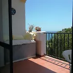 Acacias Torrenueva Apartment *
