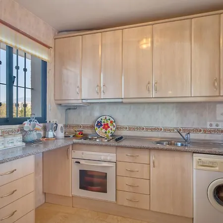 Acacias Torrenueva Apartment *